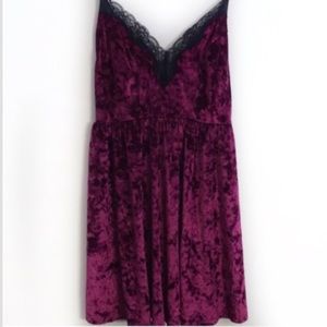 NWT Betsy Johnson crushed velvet slip nightie